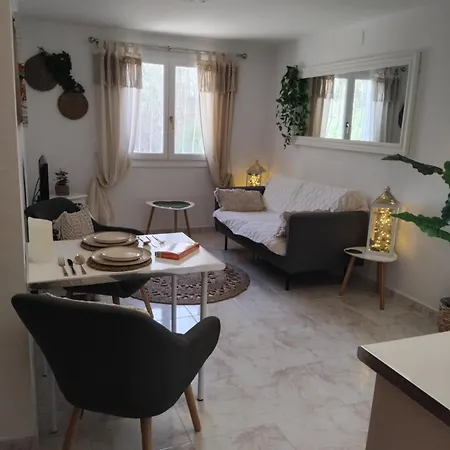 Calistros Minimum One Night Apartamento Benitachell